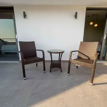 Villa Luxury 5 Star With Stunning Views, White Wings 1002 *